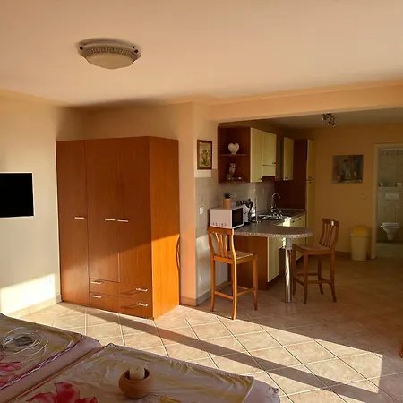 Mona 2, Meerblick Appartement
